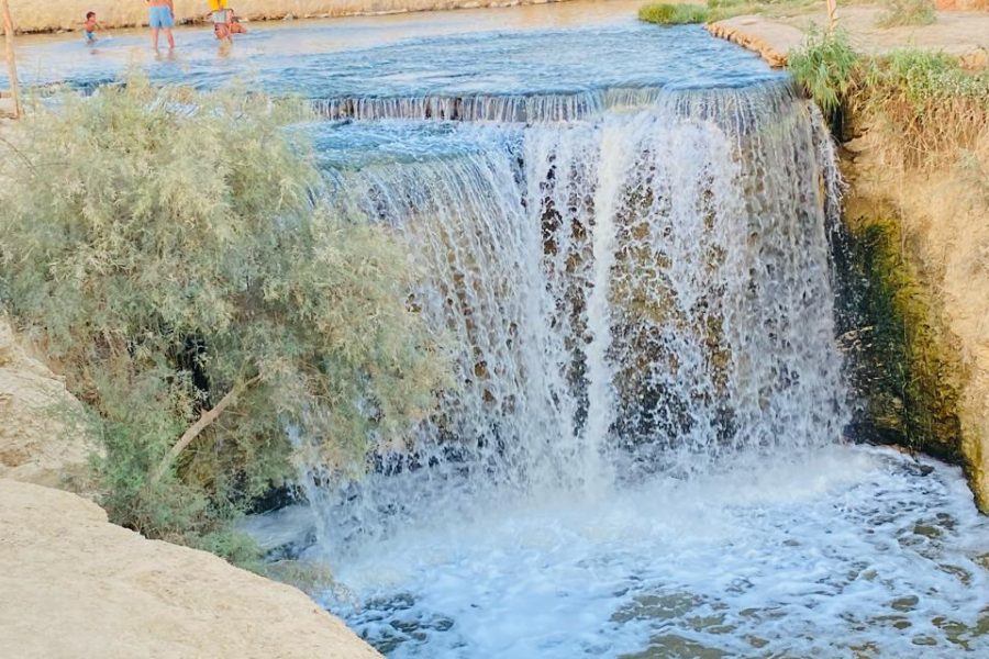 Private Day Tour to Whales Valley and Wadi El Rayan Waterfalls in El Fayoum from Cairo