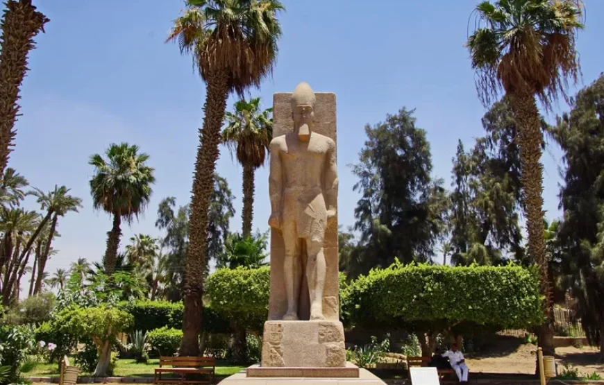 Full Day Cairo Tour to Giza Pyramids, Memphis, Saqqara and Dahshur