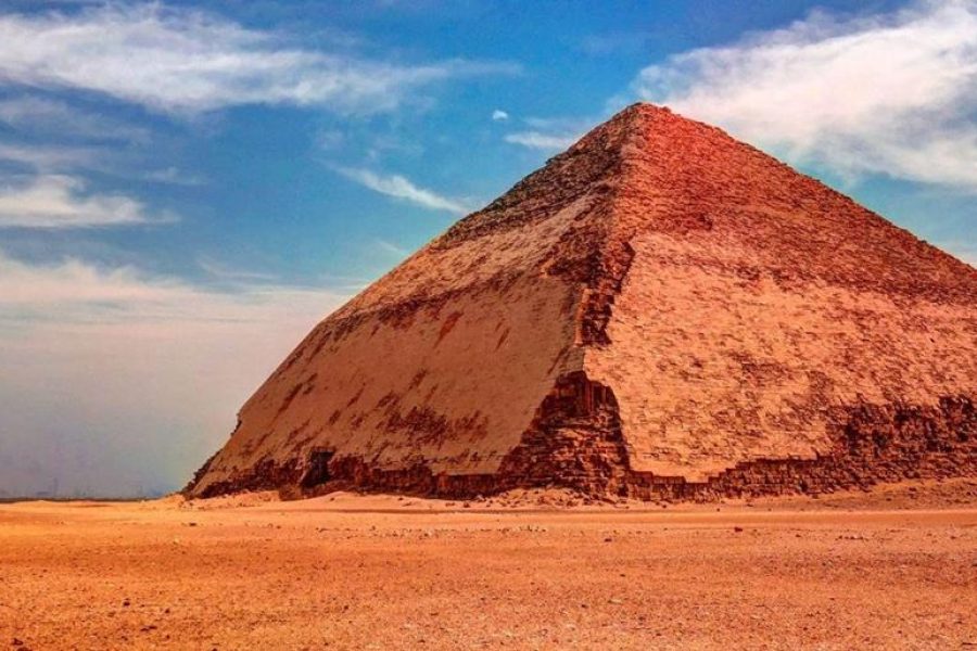 Memphis, Saqqara & Dahshur Pyramids Day Tour from Cairo